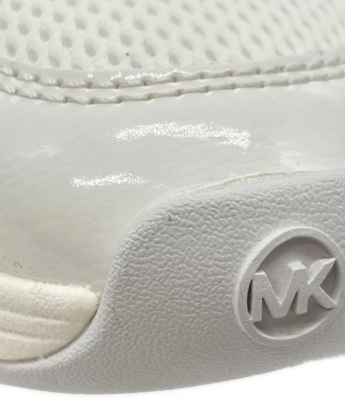 MICHAEL KORS（マイケルコース）MICHAEL KORS (マイケルコース) スニーカー ホワイト サイズ:25㎝の古着・服飾アイテム