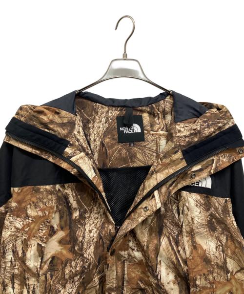 THE NORTH FACE（ザ ノース フェイス）THE NORTH FACE (ザ ノース フェイス) Novelty Mountain Light Jacket ベージュ×ブラック サイズ:XLの古着・服飾アイテム