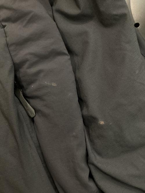 ARC'TERYX（アークテリクス）ARC'TERYX (アークテリクス) Atom SV Hoody M ブラック サイズ:XXLの古着・服飾アイテム