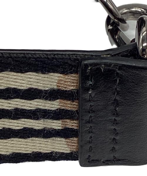 BURBERRY BLUE LABEL（バーバリー ブルー レーベル）BURBERRY BLUE LABEL (バーバリー ブルー レーベル) ナイロンワンショルダーバッグ ブラックの古着・服飾アイテム