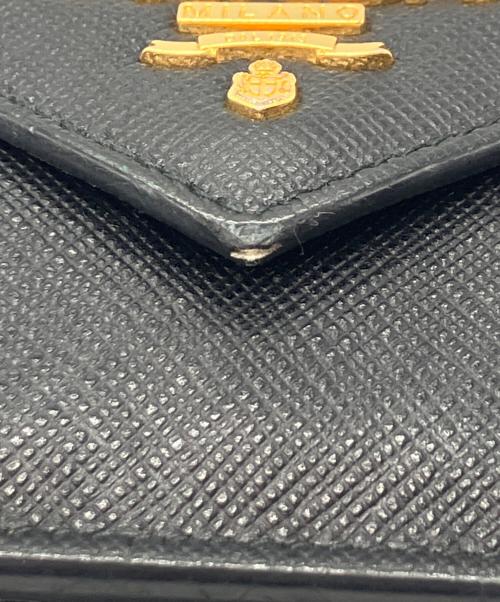 PRADA（プラダ）PRADA (プラダ) サフィアーノ3つ折り財布 ブラック サイズ:下記参照の古着・服飾アイテム