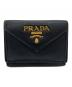 PRADA（プラダ）の古着「サフィアーノ3つ折り財布」｜ブラック