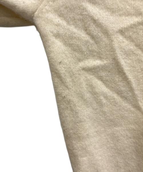PLAY COMME des GARCONS（プレイコムデギャルソン）PLAY COMME des GARCONS (プレイコムデギャルソン) Round Neck Cardigan With White Emblem Natural アイボリー サイズ:Mの古着・服飾アイテム