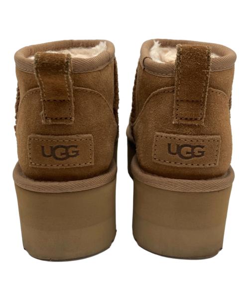 UGG（アグ）UGG (アグ) UGG Classic Ultra Mini Platform ベージュ サイズ:23の古着・服飾アイテム