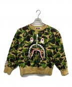 A BATHING APEアベイシングエイプ）の古着「Camo Shark Crew Sweatshirt」｜グリーン