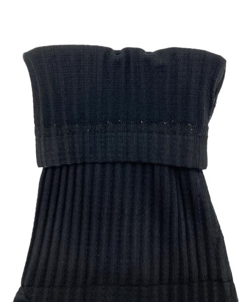 HOMME PLISSE ISSEY MIYAKE（オム プリッセ イッセイ ミヤケ）HOMME PLISSE ISSEY MIYAKE (オム プリッセ イッセイ ミヤケ) BASICSプリーツカーディガン ブラック サイズ:2の古着・服飾アイテム