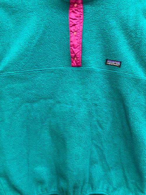 Patagonia（パタゴニア）Patagonia (パタゴニア) シンチラスナップTフリースジャケット グリーン サイズ:14の古着・服飾アイテム