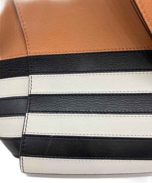 LOEWE（ロエベ）LOEWE (ロエベ) HAMMOCK SMALL ブラウンの古着・服飾アイテム