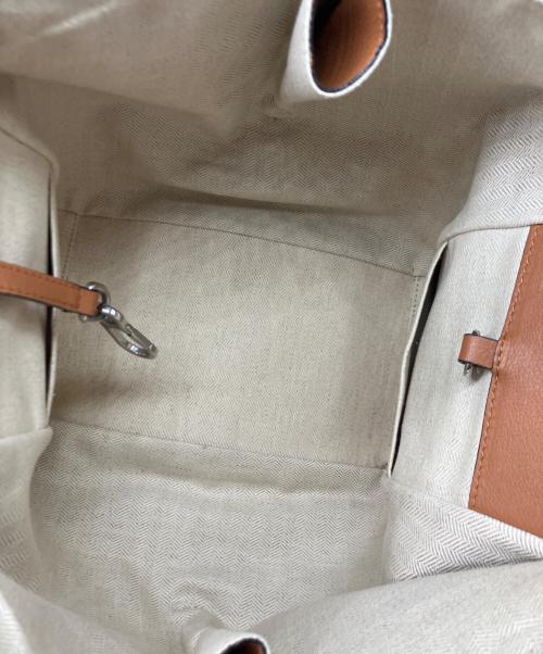 LOEWE（ロエベ）LOEWE (ロエベ) HAMMOCK SMALL ブラウンの古着・服飾アイテム
