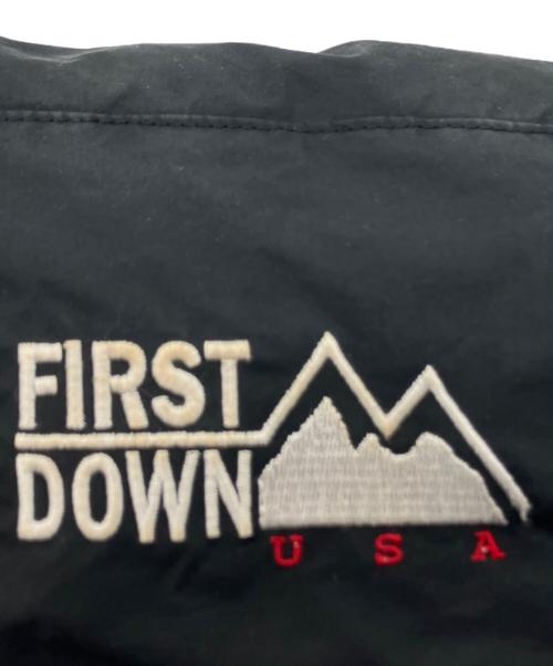 FIRST DOWN（ファーストダウン）FIRST DOWN (ファーストダウン) リバーシブルダウンジャケット ベージュ サイズ:Lの古着・服飾アイテム