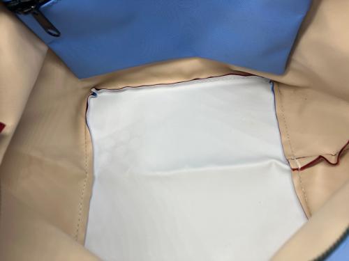 Herve Chapelier（エルベシャプリエ）Herve Chapelier (エルベシャプリエ) ナイロン舟型トート M ブルー×レッドの古着・服飾アイテム