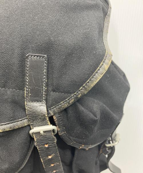 COMME des GARCONS HOMME（コムデギャルソン オム）COMME des GARCONS HOMME (コムデギャルソン オム) ウールミリタリーバックパック ブラックの古着・服飾アイテム