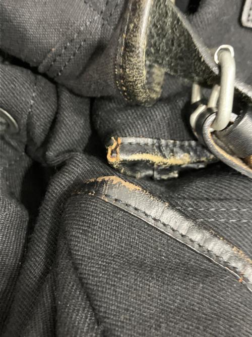 COMME des GARCONS HOMME（コムデギャルソン オム）COMME des GARCONS HOMME (コムデギャルソン オム) ウールミリタリーバックパック ブラックの古着・服飾アイテム