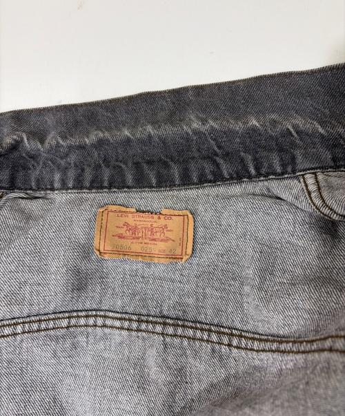 LEVI'S（リーバイス）LEVI'S (リーバイス) 先染めブラックデニムジャケット ブラック サイズ:42の古着・服飾アイテム