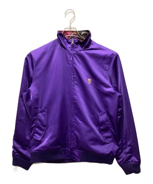 glamb（グラム）glamb (グラム) ジョジョの奇妙な冒険 (ジョジョノキミョウナボウケン) Killer Queen JKT パープル サイズ:ｌの古着・服飾アイテム
