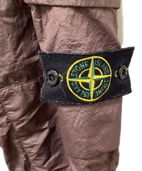STONE ISLAND（ストーンアイランド）STONE ISLAND (ストーンアイランド) ナイロンメタルカーゴパンツ ボルドー サイズ:３３の古着・服飾アイテム