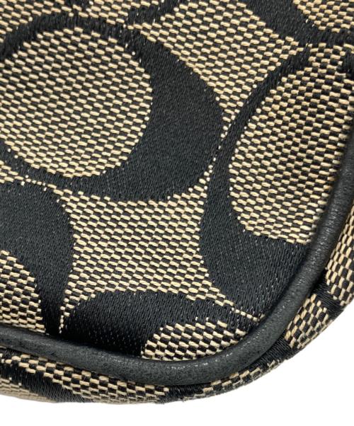 COACH（コーチ）COACH (コーチ) シグネチャーショルダーバッグ ブラックの古着・服飾アイテム