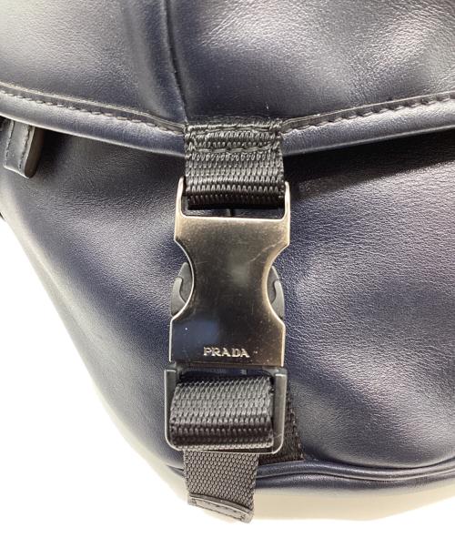PRADA（プラダ）PRADA (プラダ) ショルダーバッグ ネイビーの古着・服飾アイテム