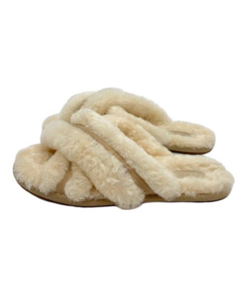 UGG（アグ）UGG (アグ) スカッフィータ アイボリー サイズ:24の古着・服飾アイテム
