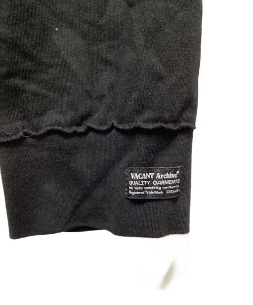 VACANT Archive（ベイカントアーカイブ）VACANT ARCHIVE (ベイカントアーカイブ) CAPPY STUD HOODIE ZIP-UP ブラック サイズ:Mの古着・服飾アイテム