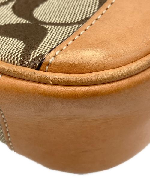 COACH（コーチ）COACH (コーチ) シグネチャー デミポーチ ブラウンの古着・服飾アイテム