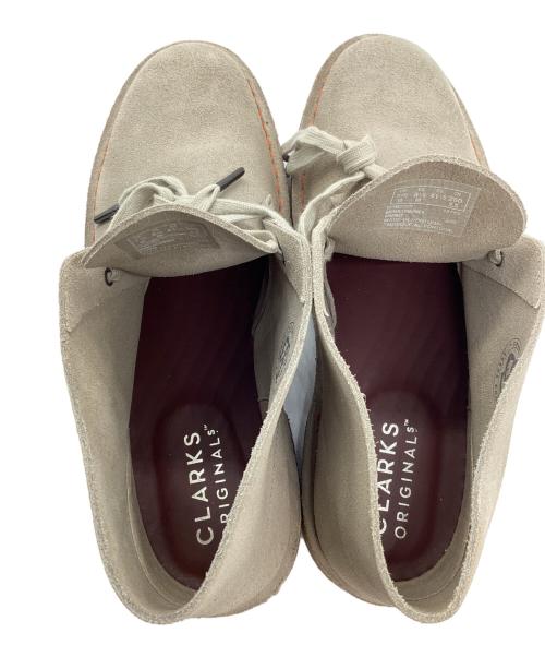 CLARKS ORIGINALS（クラークス オリジナルズ）CLARKS ORIGINALS (クラークス オリジナルズ) デザートブーツ ベージュ サイズ:26cmの古着・服飾アイテム