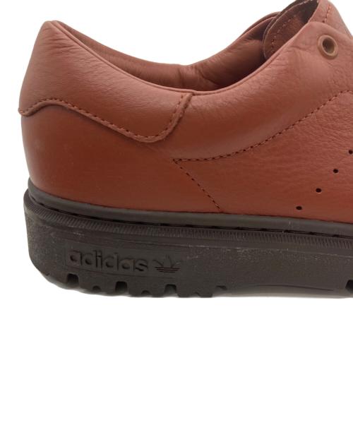 adidas（アディダス）adidas (アディダス) スニーカー ブラウン サイズ:25㎝の古着・服飾アイテム