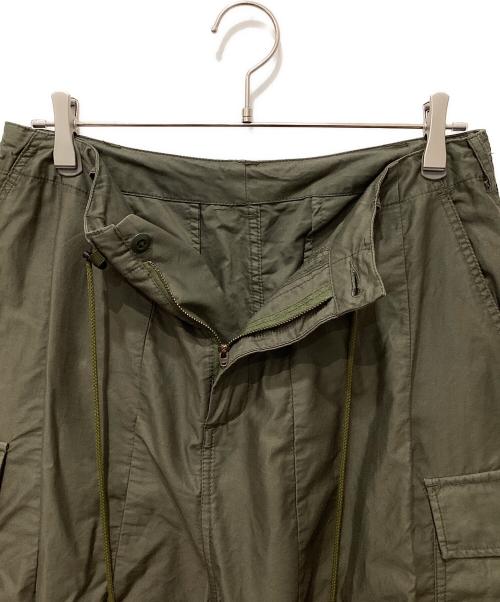 Needles（ニードルズ）Needles (ニードルズ) BDU 6ポケット カーゴ ヒザデルパンツ カーキ サイズ:2の古着・服飾アイテム