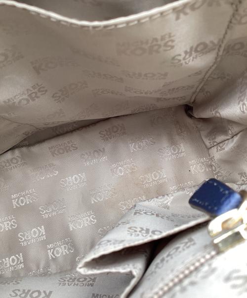 MICHAEL KORS（マイケルコース）MICHAEL KORS (マイケルコース) 2WAYハンドバッグ ネイビーの古着・服飾アイテム
