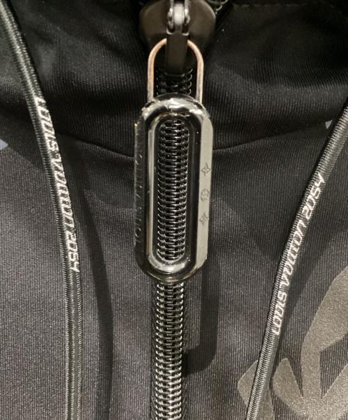LOUIS VUITTON（ルイ ヴィトン）LOUIS VUITTON (ルイ ヴィトン) ハイブリッド ジップスルー モノグラム パーカー ブラック サイズ:XSの古着・服飾アイテム