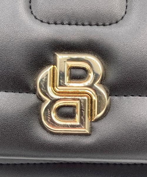 BOSS（ボス）BOSS (ボス) ダブル B キルティングレザーショルダーウォレット ブラックの古着・服飾アイテム