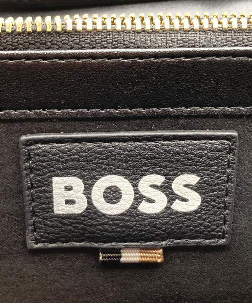 BOSS（ボス）BOSS (ボス) ダブル B キルティングレザーショルダーウォレット ブラックの古着・服飾アイテム
