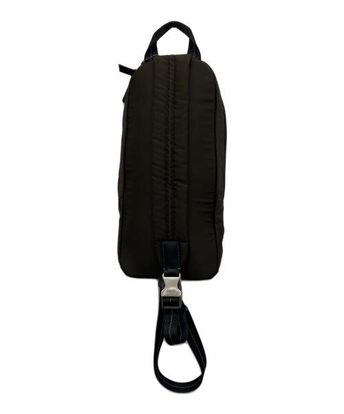 COACH（コーチ）COACH (コーチ) ヴァリック・ナイロン・スリング・ボディバッグ ブラウンの古着・服飾アイテム