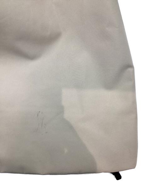 OAKLEY（オークリー）OAKLEY (オークリー) Latitude Gore-Tex Rc Jacket ベージュ サイズ:Ｍの古着・服飾アイテム
