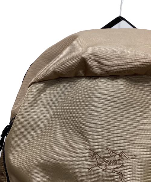 ARC'TERYX（アークテリクス）ARC'TERYX (アークテリクス) BEAMS BOY (ビームスボーイ) MANTIS 26L DAYPACK ベージュの古着・服飾アイテム