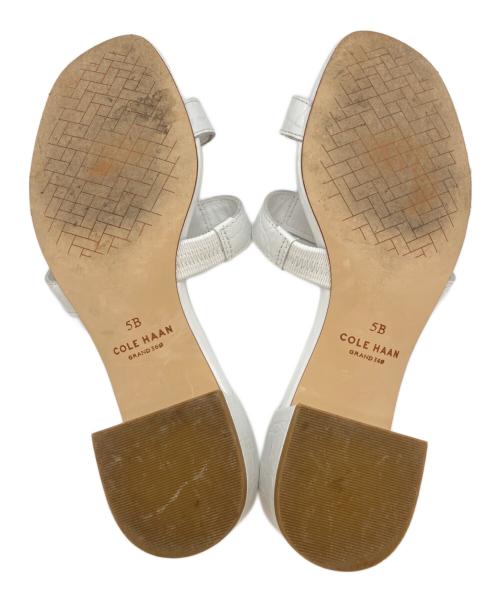 COLE HAAN（コールハーン）COLE HAAN (コールハーン) クリシーサンダル ホワイト サイズ:22の古着・服飾アイテム