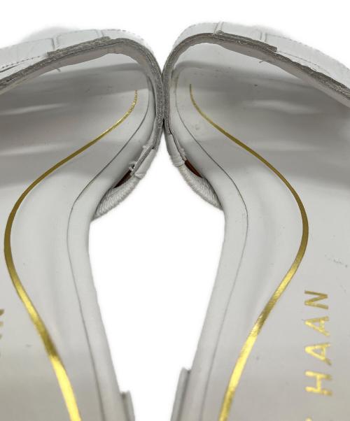 COLE HAAN（コールハーン）COLE HAAN (コールハーン) クリシーサンダル ホワイト サイズ:22の古着・服飾アイテム