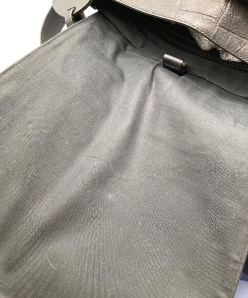 STILL（スティル）Still (スティル) ベルトデザインレザーショルダーバッグ ブラックの古着・服飾アイテム