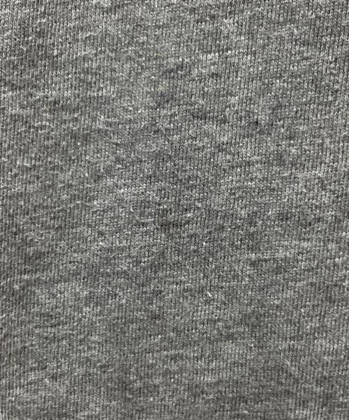 MONCLER（モンクレール）MONCLER (モンクレール) スタッズロゴTシャツ グレー サイズ:Mの古着・服飾アイテム