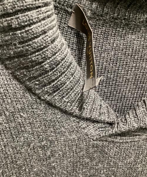 LOUIS VUITTON（ルイ ヴィトン）LOUIS VUITTON (ルイ ヴィトン) シルク混ショールカラーニット グレー サイズ:XSの古着・服飾アイテム