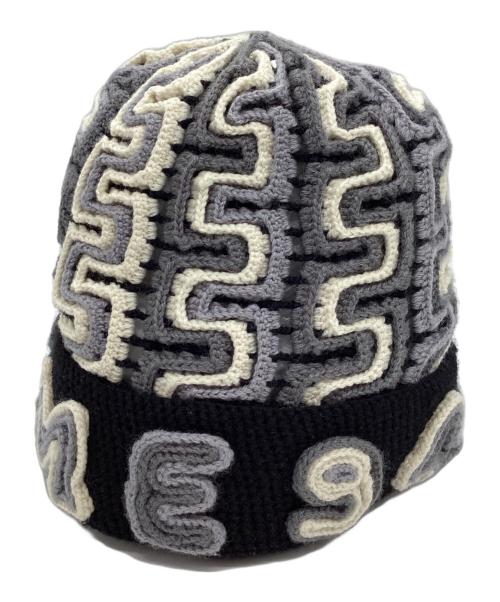 SUPREME（シュプリーム）SUPREME (シュプリーム) YARN APPLIQUE BEANIE ブラックの古着・服飾アイテム