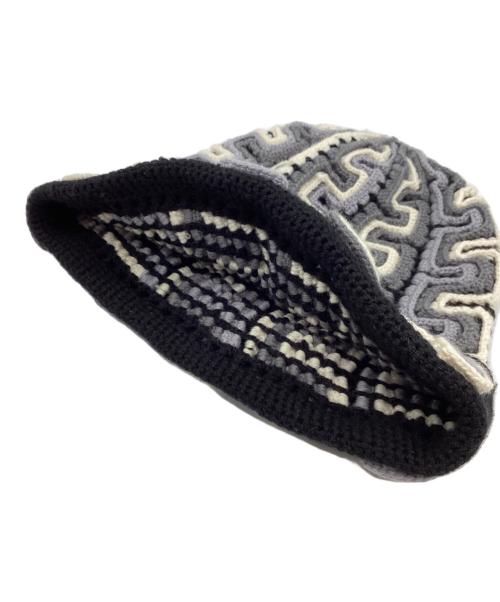 SUPREME（シュプリーム）SUPREME (シュプリーム) YARN APPLIQUE BEANIE ブラックの古着・服飾アイテム