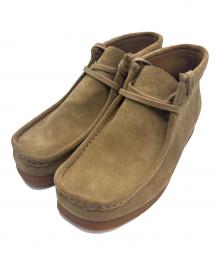 CLARKS ORIGINALS（クラークス オリジナルズ）の古着「ワラビーエヴォブーツ」｜ブラウン
