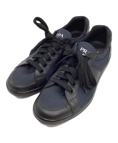 PRADA（プラダ）PRADA (プラダ) ローカットスニーカー ネイビー サイズ:5の古着・服飾アイテム