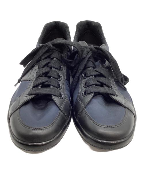 PRADA（プラダ）PRADA (プラダ) ローカットスニーカー ネイビー サイズ:5の古着・服飾アイテム