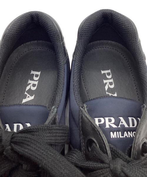 PRADA（プラダ）PRADA (プラダ) ローカットスニーカー ネイビー サイズ:5の古着・服飾アイテム