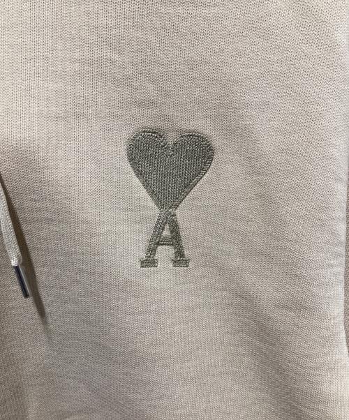 AMI PARIS（アミ パリス）AMI PARIS (アミ パリス) ハートロゴ刺繍パーカー ベージュ サイズ:Ｓの古着・服飾アイテム