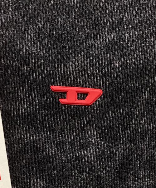 DIESEL（ディーゼル）DIESEL (ディーゼル) T-BOXT-AA14 Tシャツ グレー サイズ:Sの古着・服飾アイテム