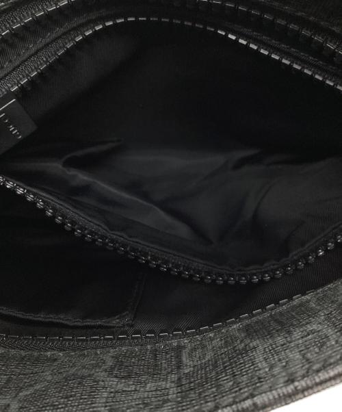 GUCCI（グッチ）GUCCI (グッチ) ショルダーバッグ ブラックの古着・服飾アイテム