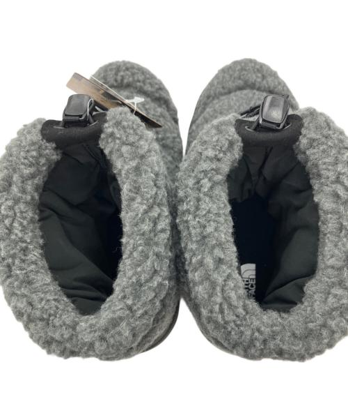 THE NORTH FACE（ザ ノース フェイス）THE NORTH FACE (ザ ノース フェイス) NUPTSE BOOTIE SHORT FLEECE グレー サイズ:25 未使用品の古着・服飾アイテム